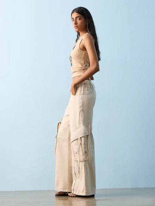 Nuon Light Beige High-Rise Cargo Jeans 1