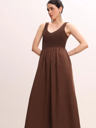 BROWN SLEEVELESS LONG DRESS
