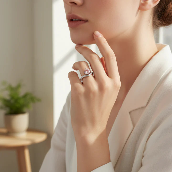 Sweetheart Rosé Curve Ring 3