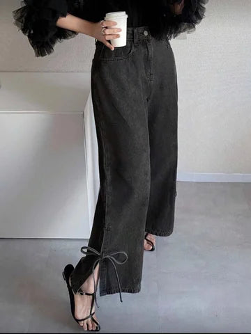 High Waist Washed Black Bow Straight Leg Jeans 3